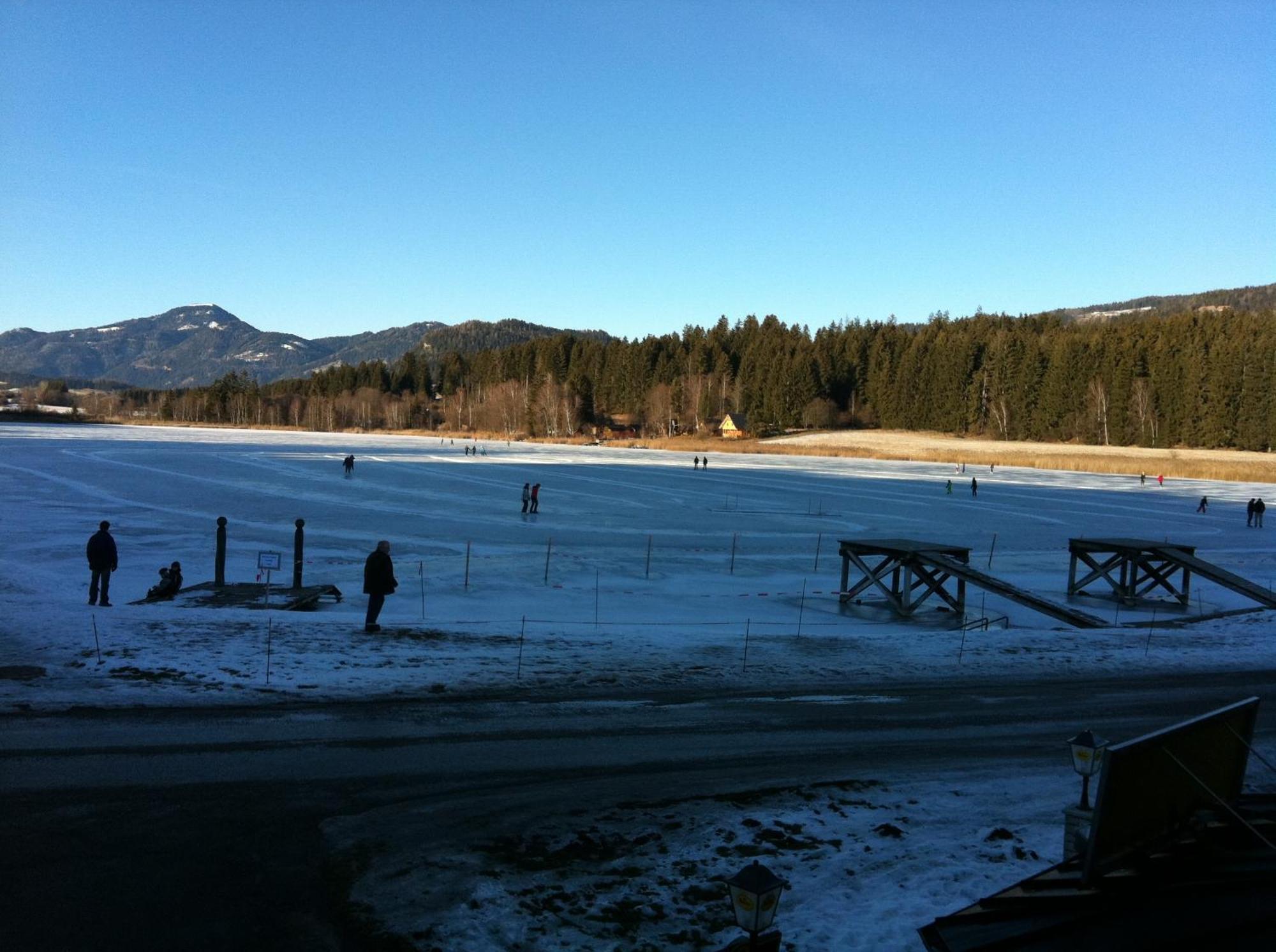 Jera Am Furtnerteich Hotel-Ristorante&Relax Mariahof ภายนอก รูปภาพ